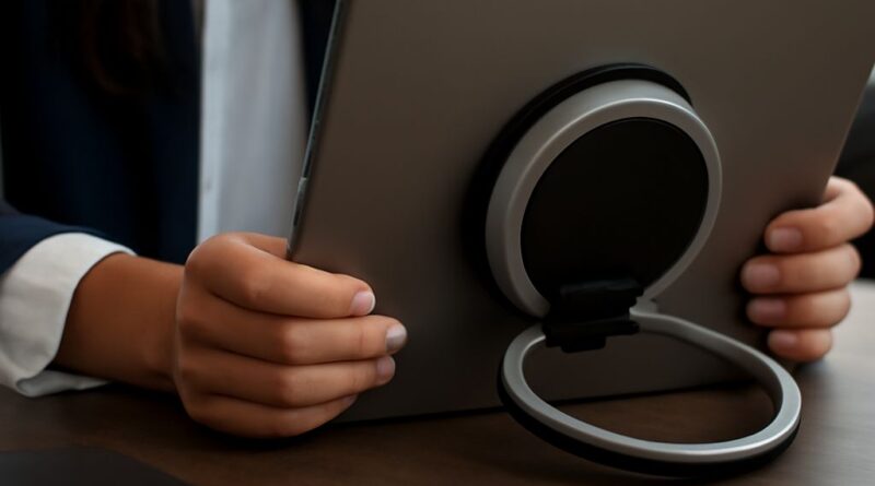 Tablet hand holder and bamboo drawing tablet for touch screen issues