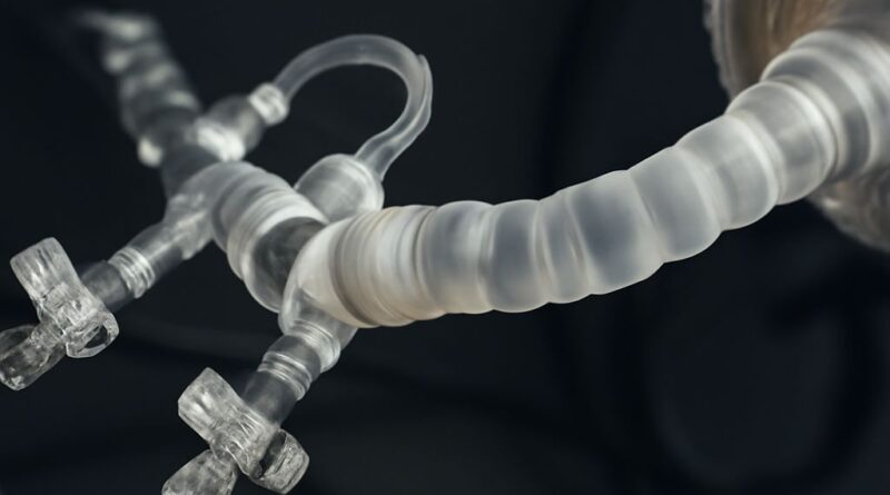 ECMO Specialist and ECMO Circuit